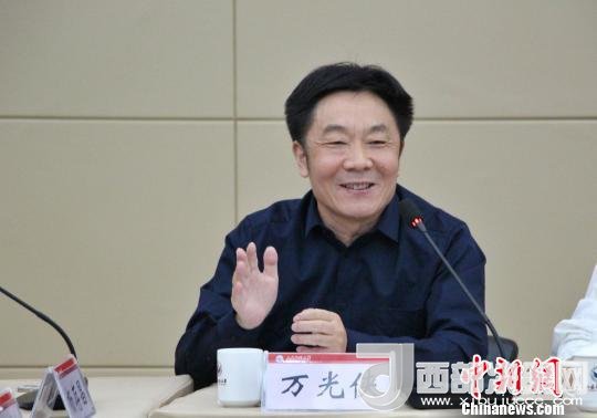 圖為山東師范大學副校長萬光俠在開幕式上發(fā)言?！≮w曉 攝