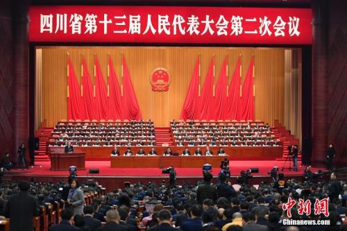 1月14日，四川省第十三屆人民代表大會第二次會議在成都開幕。<a target='_blank'  data-cke-saved- ><p  align=