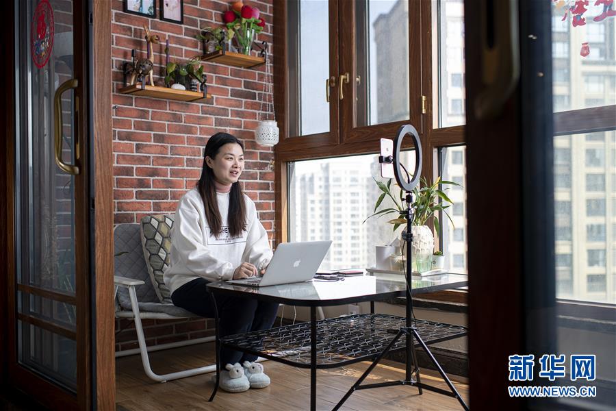 (在習(xí)近平新時(shí)代中國特色社會主義思想指引下——新時(shí)代新作為新篇章·習(xí)近平總書記關(guān)切事·圖文互動)(8)高擎利劍驅(qū)疫魔——科研攻關(guān)助力湖北戰(zhàn)“疫”記